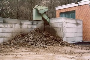 Betontrennsteine für Klärschlamm