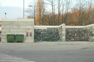 Betontrennsteine für Glassortierung