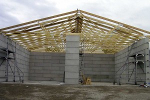 Unterstellhalle aus MEGABLOC
