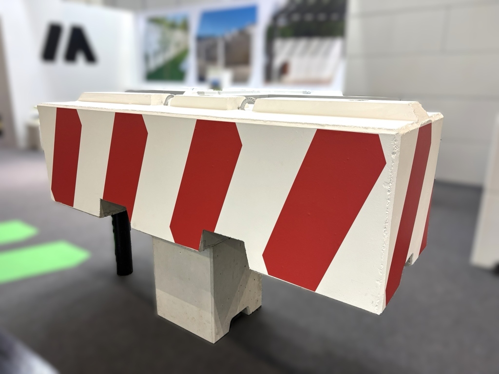 StopBloc - der modulare Betonpoller